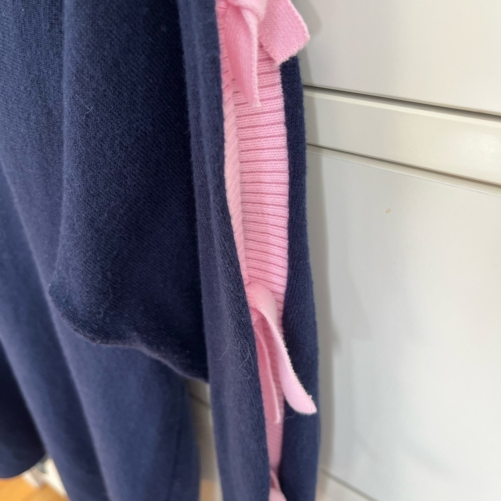 Lilly Pulitzer Larabee Coolmax Navy Blue and Pink Sweater with Bow Sleeved - Picture 5 of 8
